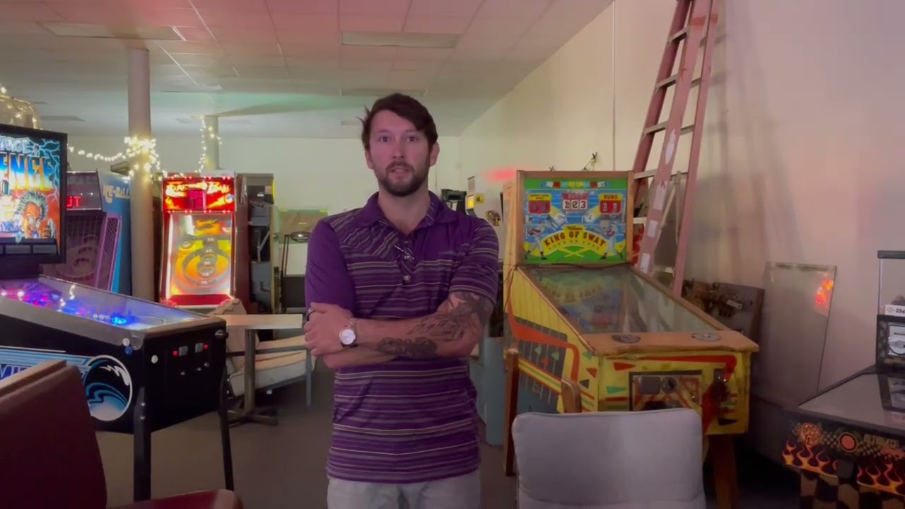 See Inside The Pinball Joint, Private Club in Quincy, Illinois with Classic Tables