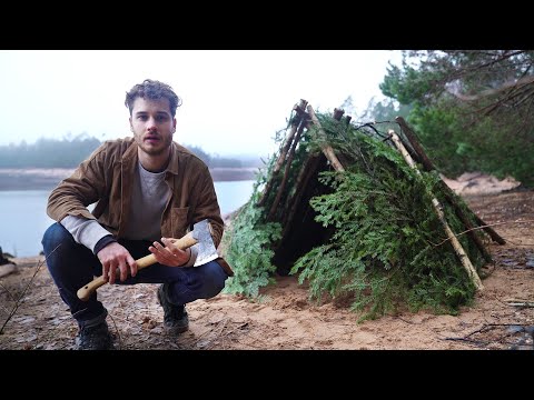 Vidéo: Comment Passer La Nuit Dans La Forêt