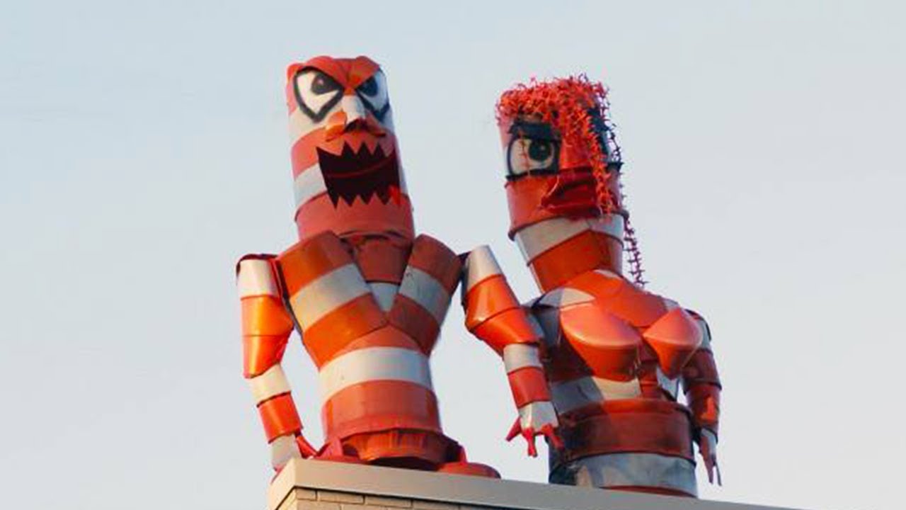 15 Random Acts Of Vandalism That Are PURE GENIUS