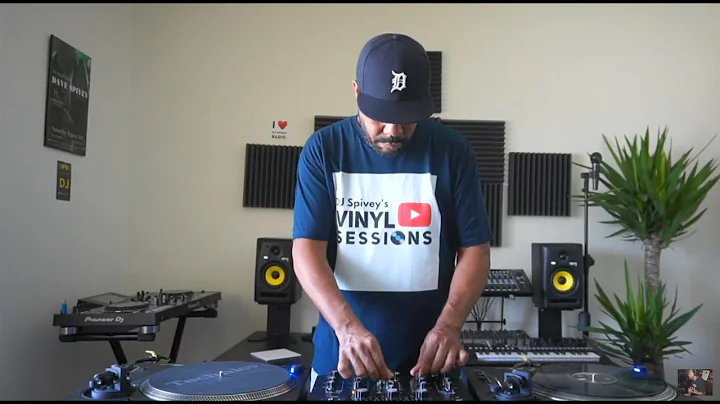 "Vinyl Sessions Vol.2" (A Deep, Soulful House Mix)...