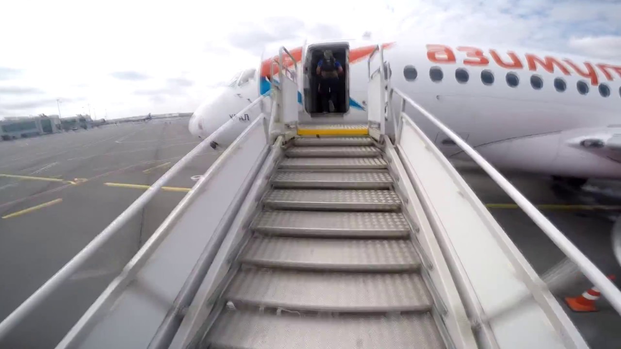 Авиакомпания Азимут. Нижний Новгород. Первый рейс. - YouTube
