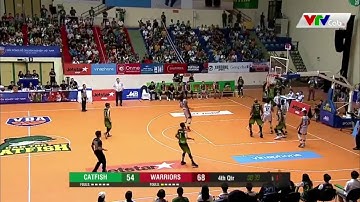 Nguyễn Hùynh Phú Vinh dunk rổ. VBA 2018