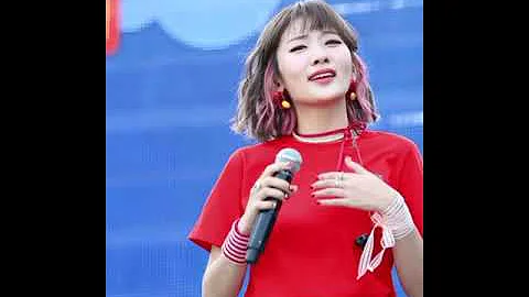 This song is never old for me😍💜•love this song🤍•