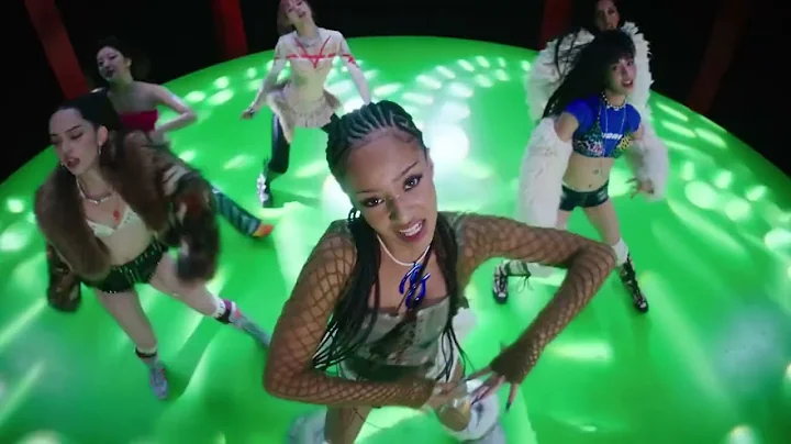 KATSEYE (캣츠아이) - Gnarly (Clean Edit) (Music Video)