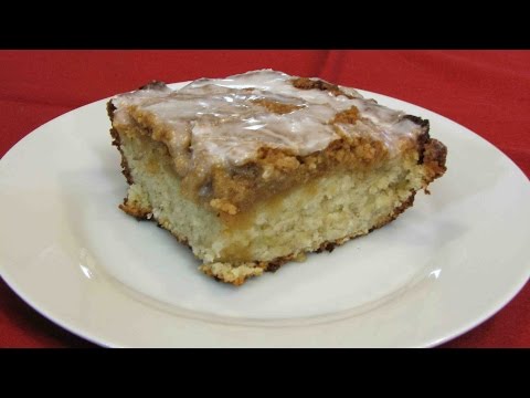 Banana Bread Crumb Cake – Lynn’s Recipes