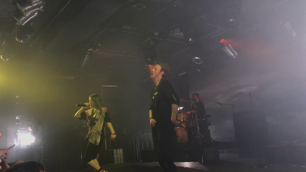 Billie Eilish -My Boy (live in Hawaii)