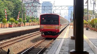 武蔵野線205系M18編成 KRL CommuterLine 205-58 at Stasiun Cikini #keretaapi