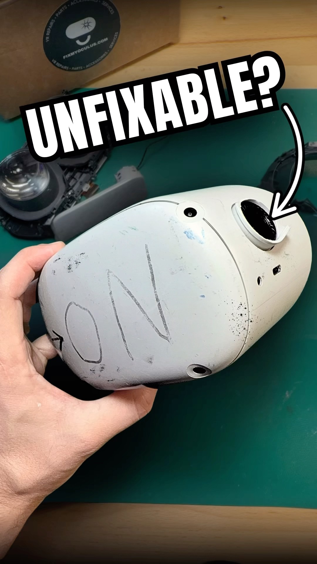 What happened to this Quest 2? #quest2 #vr #virtualreality - YouTube