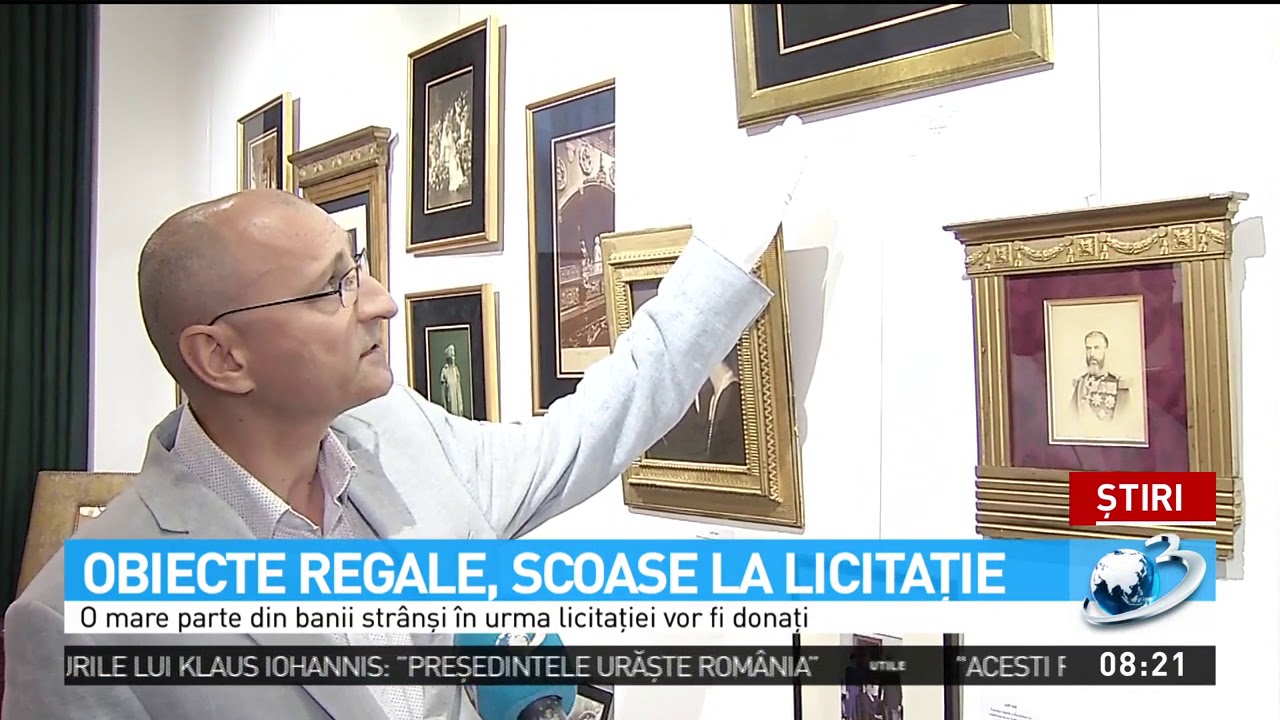 Şansă unică pentru iubitorii de artă! Mai multe obiecte simbolice care au aparținut Casei Regal newspaper mockup