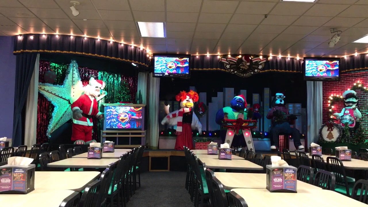 Chuck E Cheese Christmas Mouse Character Holiday Stage Show ~ Very