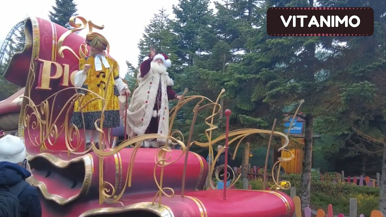 plopsa parade met de kerstkabouter en amadeus @Plopsaland