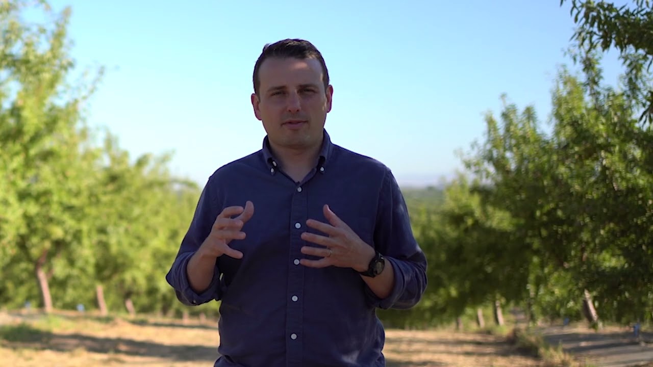 Gold Leaf Farming - Meet Our Founders