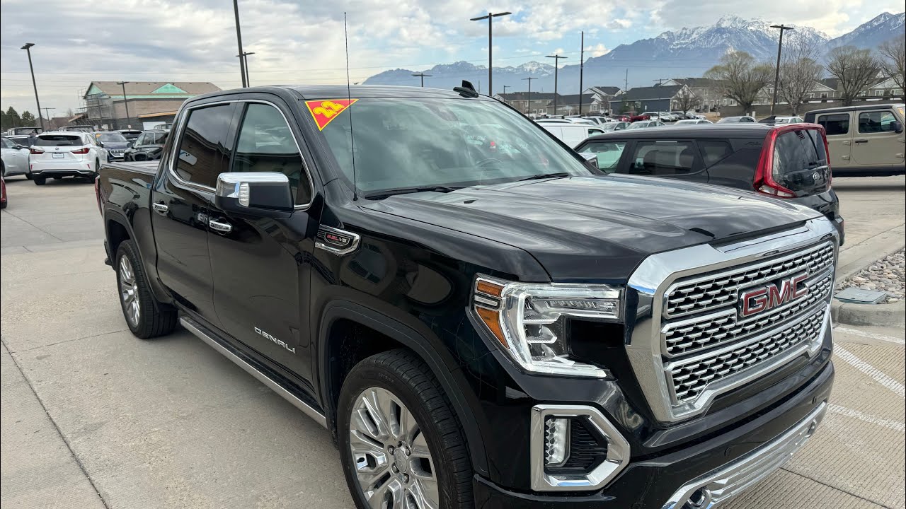 2022 GMC Sierra ultimate Denali walk around 