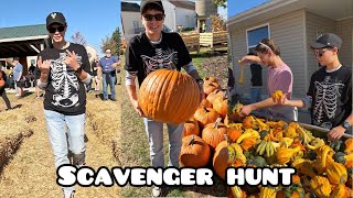Scavenger Hunt in 18 Acres of Corn | Polly’s Pumpkin Patch