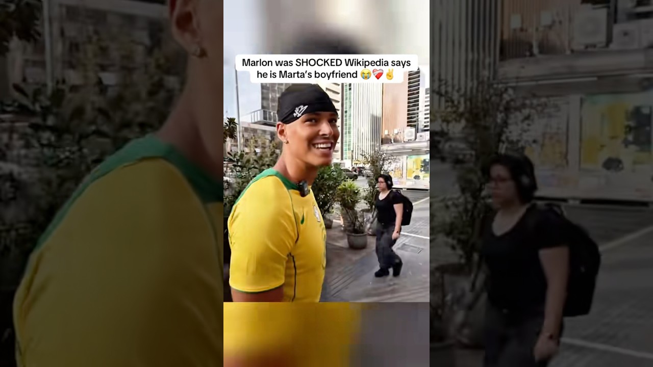 Марлон узнаёт, что Википедия изменила его семейное положение 😳 