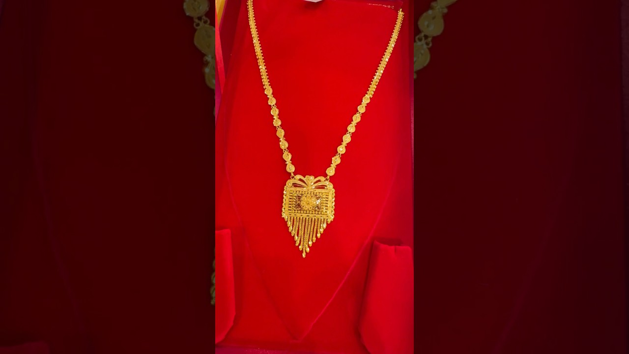 Classic Necklace design within 1,61,700/- 🤩