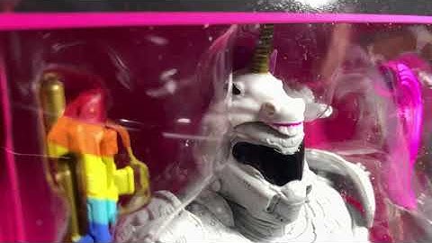 What’s in the box? Amazon Exclusive McFarlane Unicorn Doom Slayer Doomicorn Figure