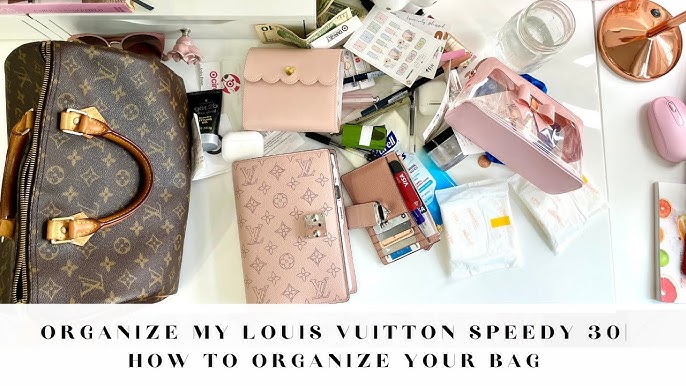 5 Essentials You Always Need In Your Bag Organizer