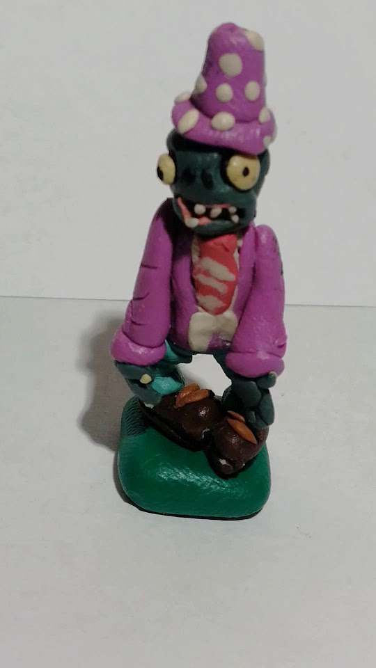Пасхальный зомби с конусом в pvz 2 из пластилина #пластилин #pvz2 # ...