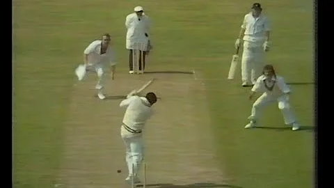 MIKE PROCTER 4 IN 5 BALLS HAMPSHIRE v GLOUCESTERSH...