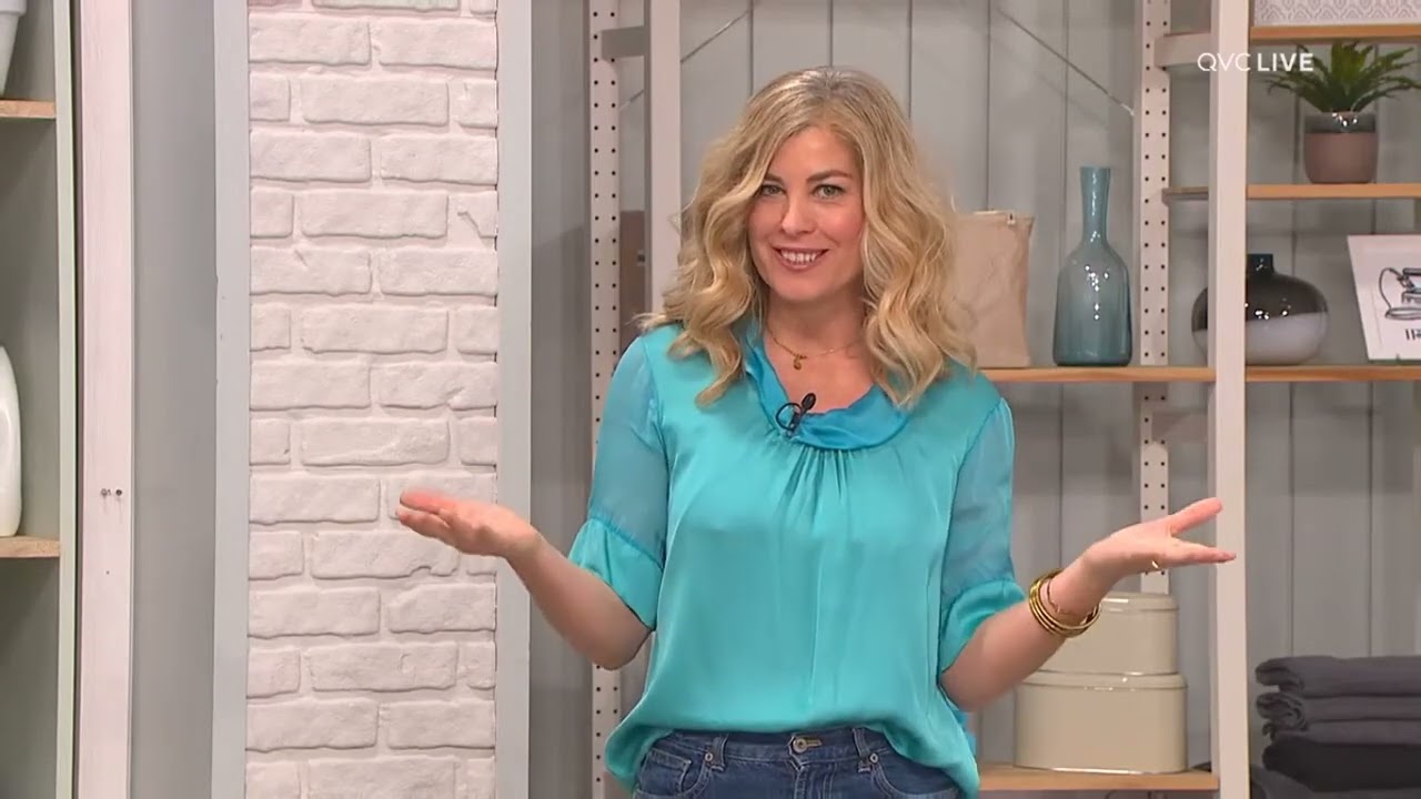 Daniela Bello Qvc Italy Pookies at 04:06