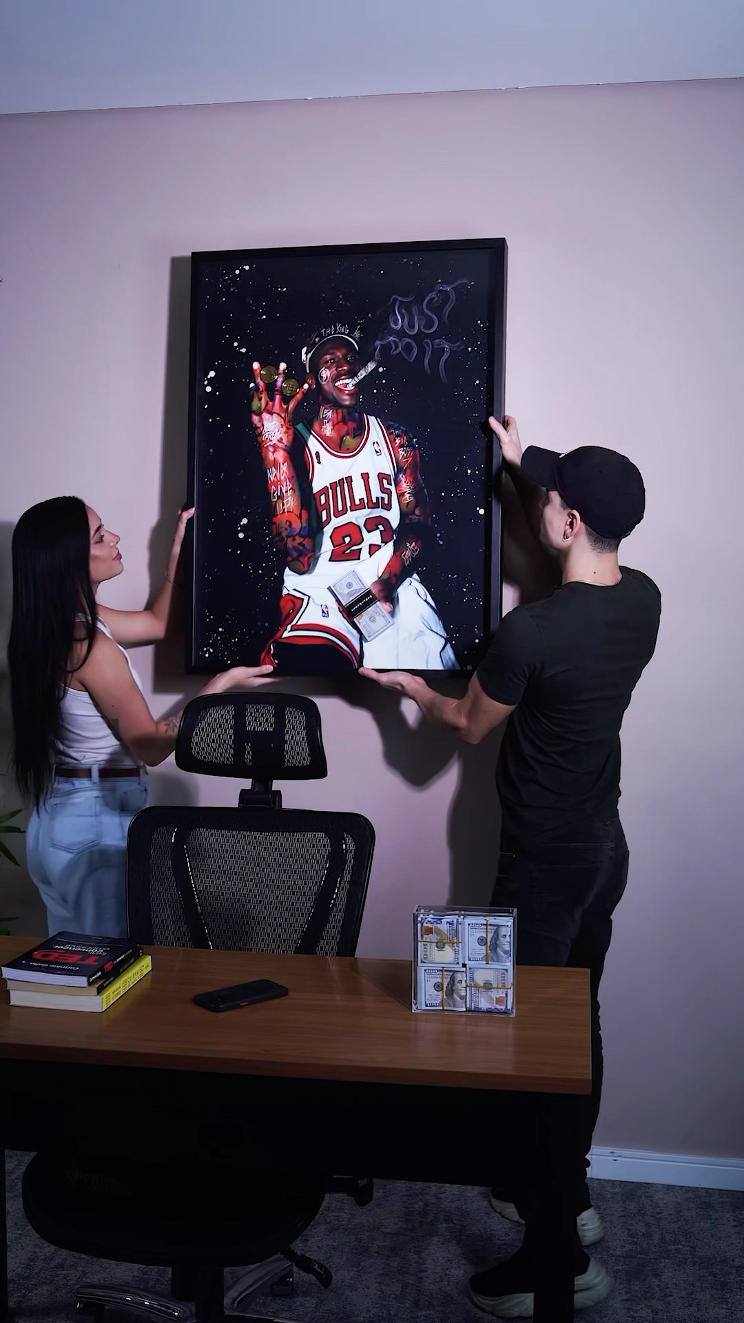 Depoimento de Quadros Decorativos em vídeo