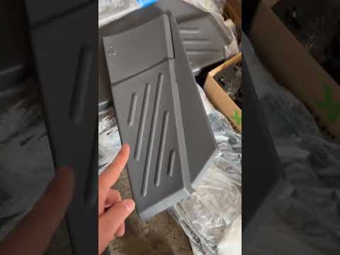 Подовжувач крила заднього трактора МТЗ (к-т 2 шт.) пластик (пр-во МТЗ) Н82-8404050, видео 1