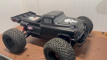 New Arrma Outcast 8s build with M2C MEGA Chassis