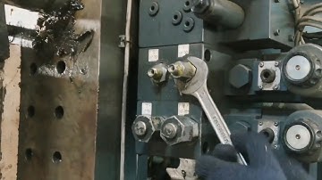 Hydraulic Core Functions and Fitting INJECTION MOLDING MACHINE