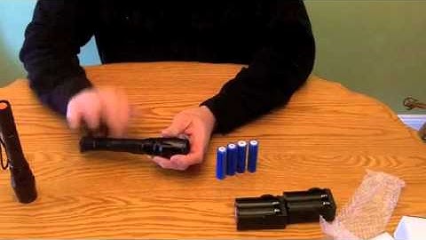 Cree XM-L T6 1600LM LED FLASHLIGHT