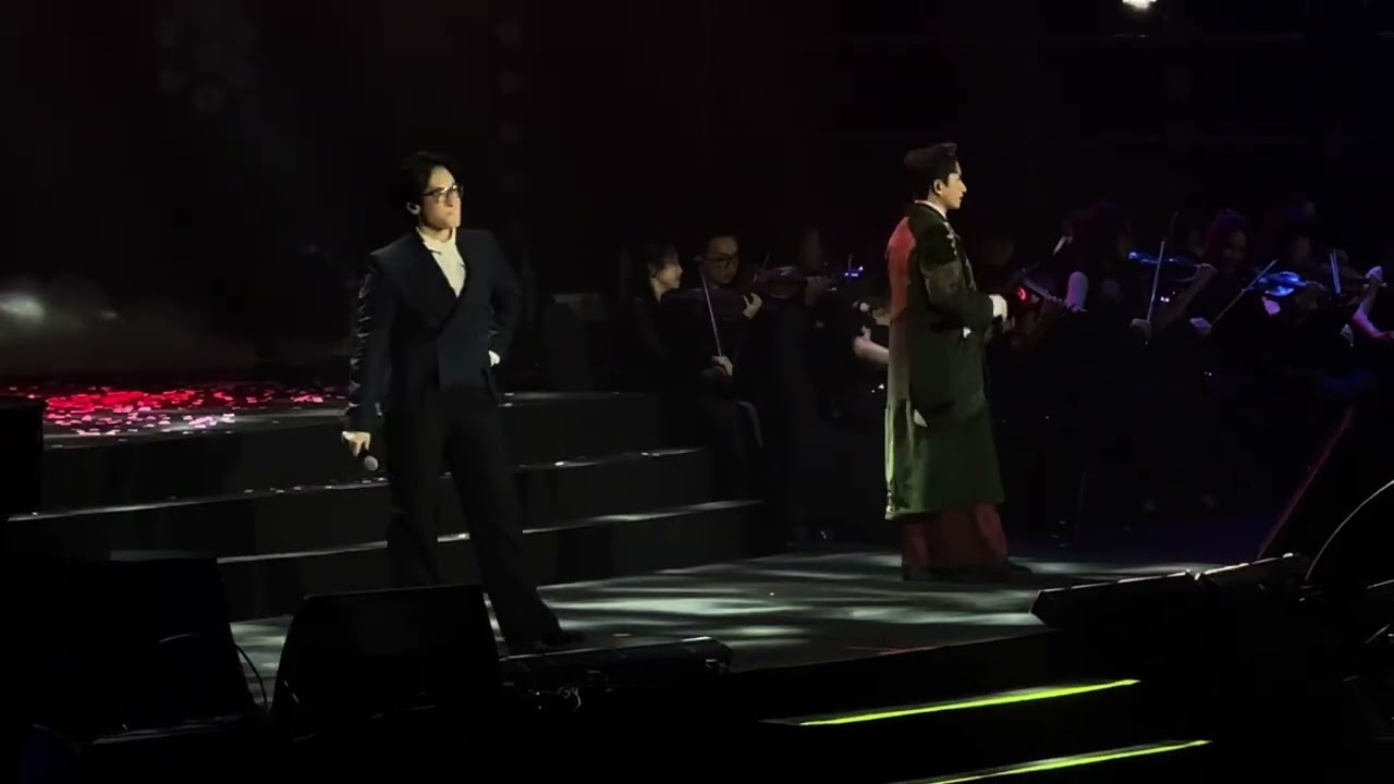Xuân Thì (Fancam) - Phan Mạnh Quỳnh & Hà Anh Tuấn - Chuyến Tàu: Mùa Xuân Live Concert (show Hà Nội)