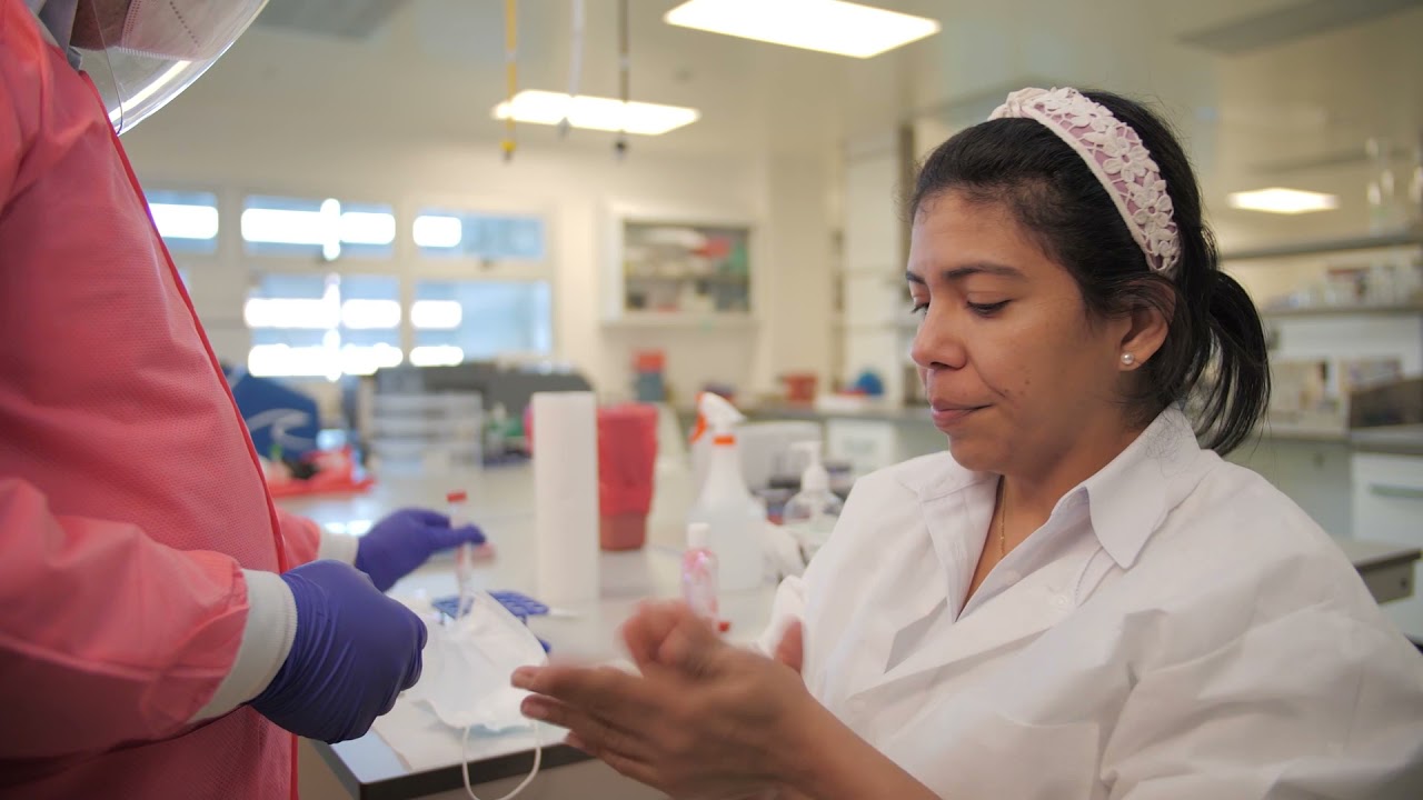 Video sobre toma de muestras para hisopado nasofaríngeo y orofaríngeo