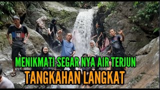 Menikmati segarnya air terjun di tangkahan langkat 2022