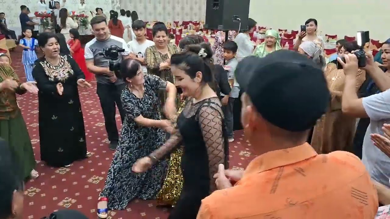 OPA RAQQOSANI ORQASINI CHILQIRMA QILDI ANA HALOS😄😄