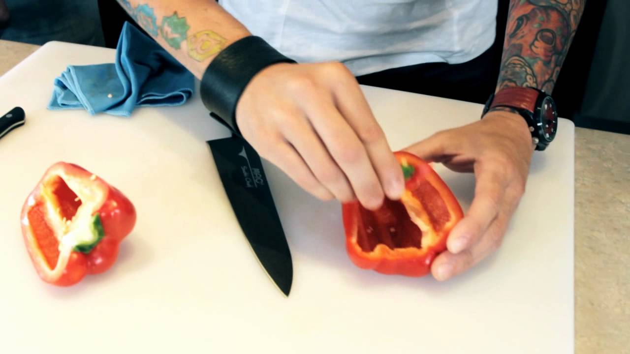 How To Properly Cut A Red Pepper Preparing Red Pepper For Sushi Use how-to-properly-cut-a-red-pepper-preparing-red-pepper-for-sushi-use