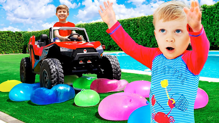 Water Balloons Challenge with Roma and Friends