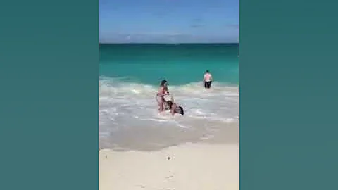 Beach waves vs women