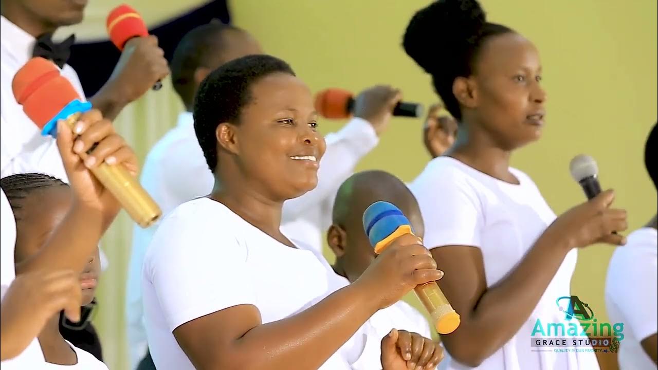 And the Glory of the Lord by the Amazing Grace choir.# Frederick Handel.#gospelmusic #choir #music And the Glory of the Lord by the Amazing Grace choir.# Frederick Handel.#gospelmusic #choir #music