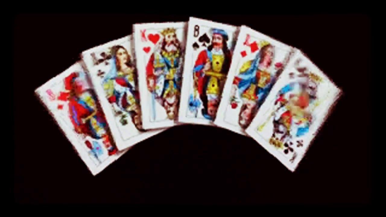 Фокус с картами угадай карту. Ролики про карту. Фокус с 8 картами. Фокусы с игральными картами. Карточный веер.