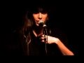 Capture de la vidéo Lou Doillon "I.c.u."  / "Devil Or Angel" En Acoustique