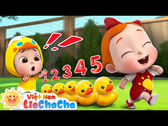 Đàn vịt nhỏ của Lia và ChaCha | Bài hát năm chú vịt con | LiaChaCha Ca Nhạc Thiếu Nhi Việt Nam class=