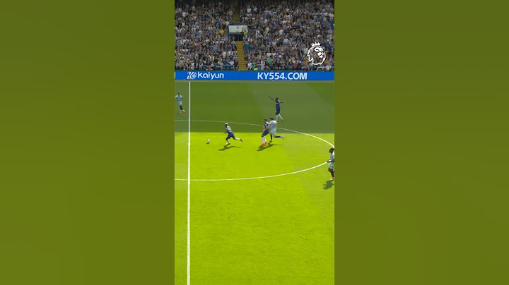 Caicedo's Outrageous Halfway Effort!