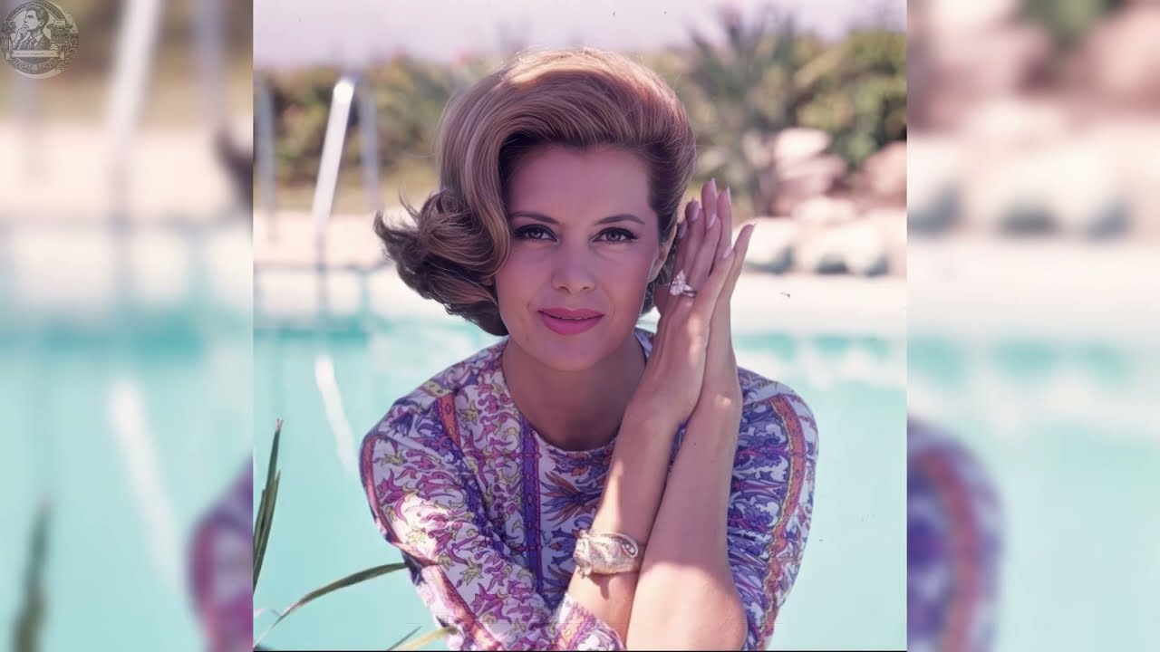 🌟 Forgotten Beauties: Rare Celebrity Photos from the ’20s to the ’90s You’ll Love!