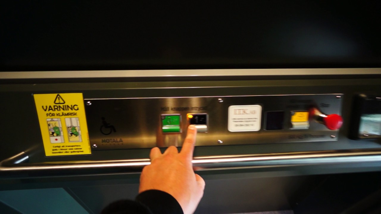 Sweden, Stockholm, Kungens Kurva, Geometrivägen 3-7, MOTALA HISSAR elevator