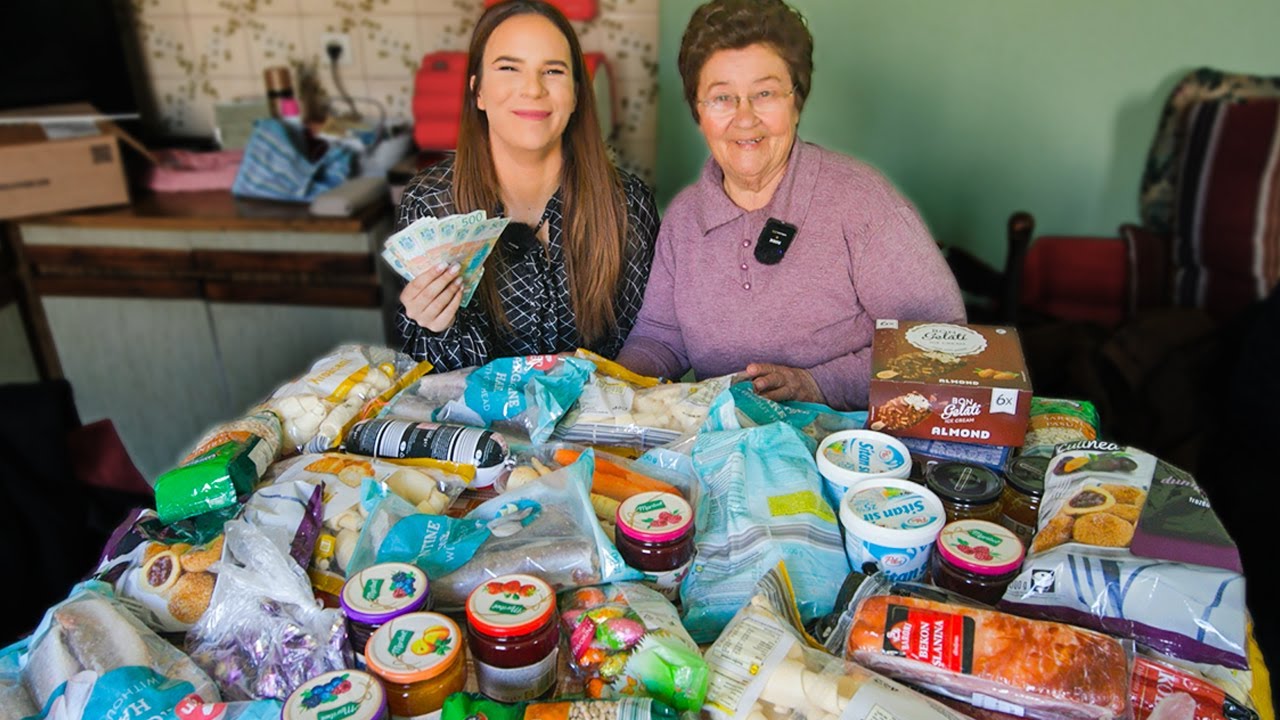 Dala Sam Babi Celu Penziju da Potroši za 24 SATA