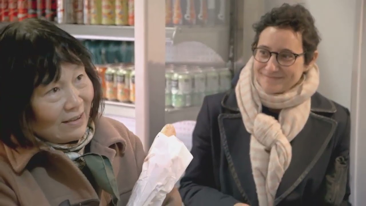 Zhu Xiao Mei, How Bach Defeated Mao-Zhu Xiao Mei-Como Bach Derrotó a Mao-Subtítulos para revisar!