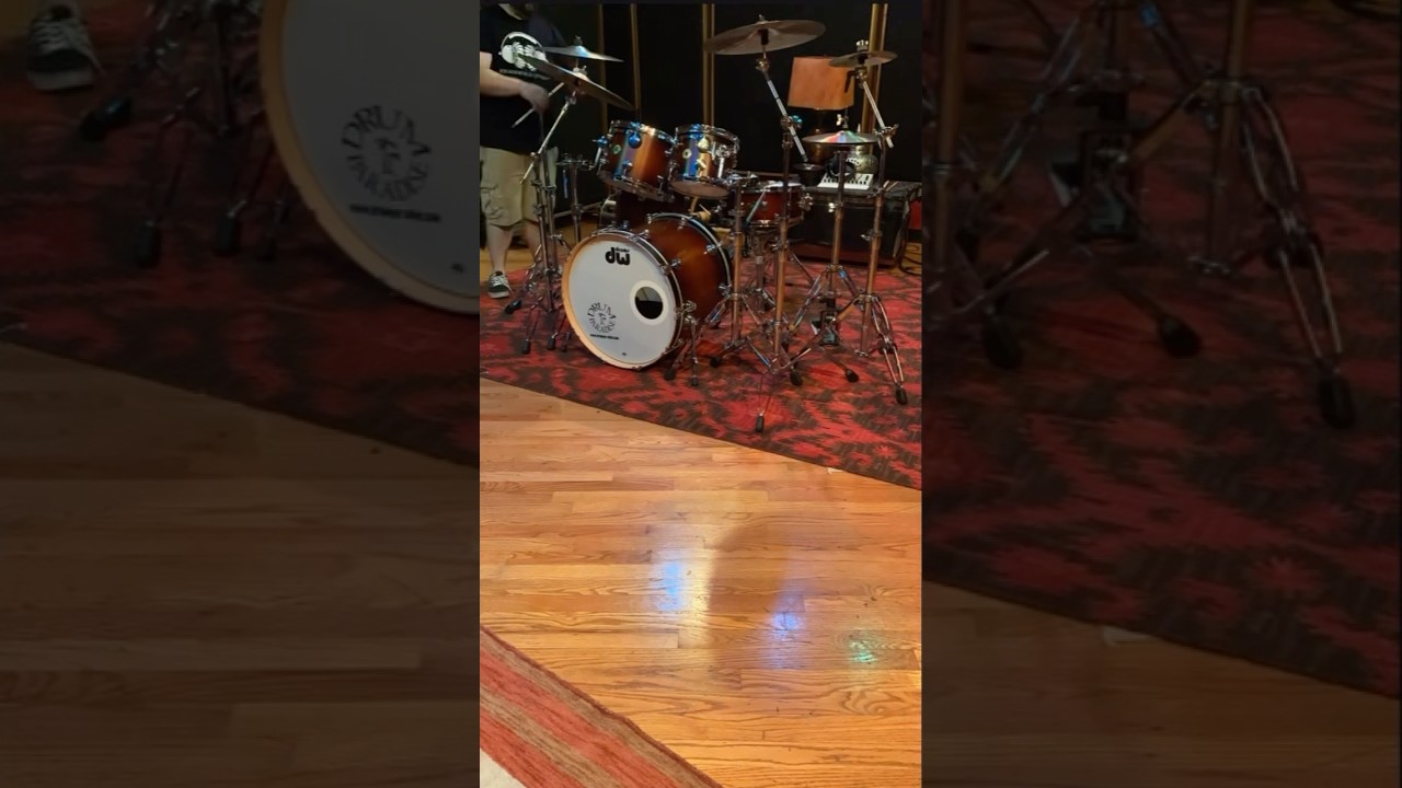 Setting up a gorgeous DW Jazz Series kit for a session recently