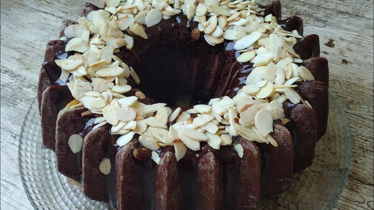 هذا هو سرألذ كيك بالشكلاط  سهل  بسيط  مسقي و معلك كيذوب في الفم