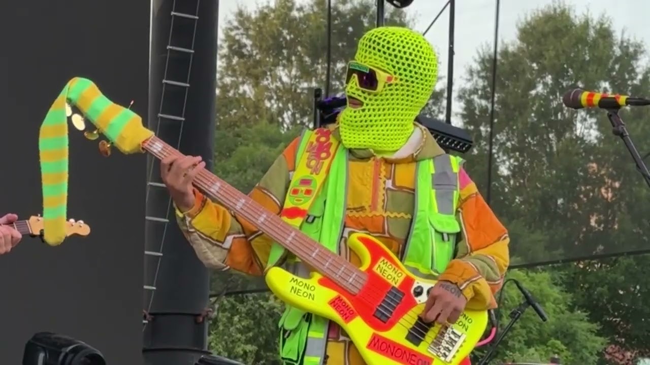 MonoNeon live... featuring Eric Gales // opening for Primus in Raleigh, NC