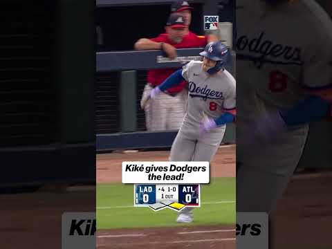 KIKE LOVES OCTOBER 🎃 #mlb #dodgers #kikehernandez #playoffs #homerun